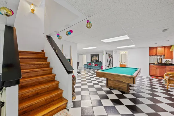 $1,200,000 | 28951 North Forest Lake Lane, Libertyville, IL 60048