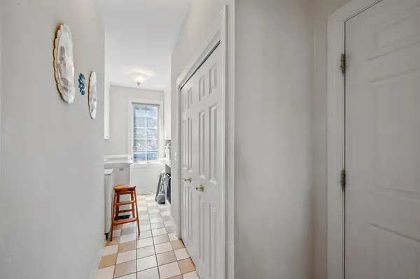 $1,200,000 | 28951 North Forest Lake Lane, Libertyville, IL 60048