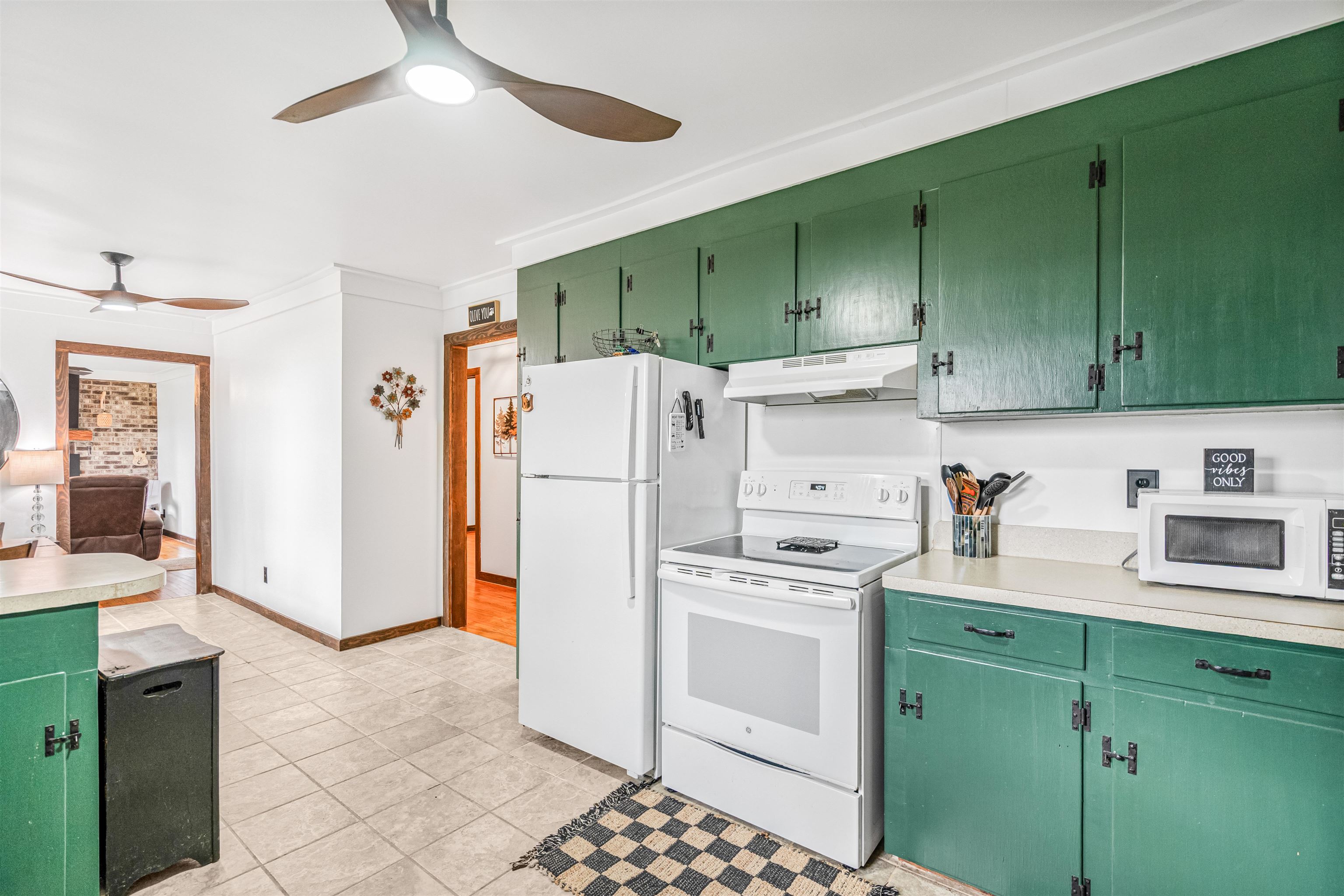 316 County Rd S-22-45 Hemingway, SC 29554 - Photo 10 of 39