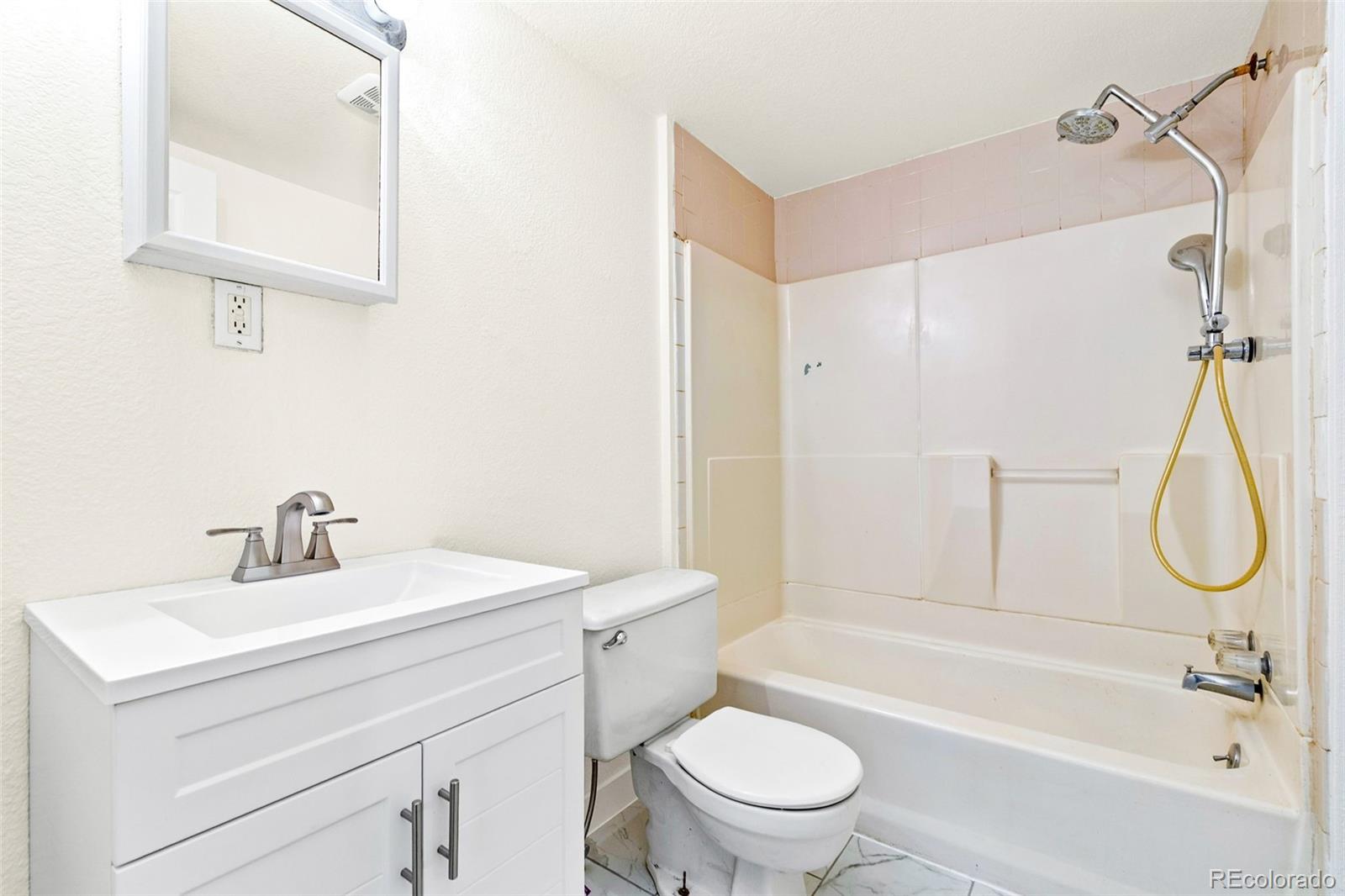 6743 King Street Denver, CO 80221 - Photo 7 of 30
