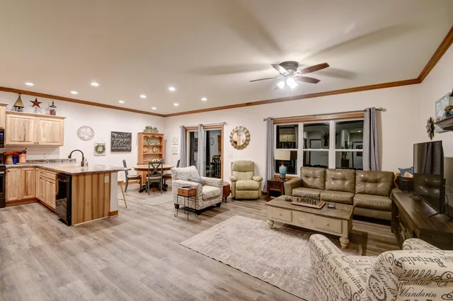 $369,900 | 430 Emerald Court, Kewaskum, WI 53040