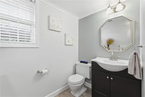 $385,000 | 306 West 114 Street, Kansas City, MO 64114