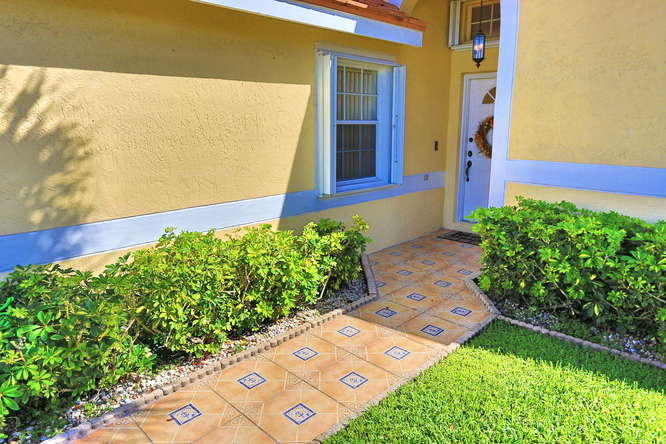 22260 Tempo Way Boca Raton, FL 33428 - Photo 3 of 34 22260 Tempo Way Boca Raton FL-small-005-
