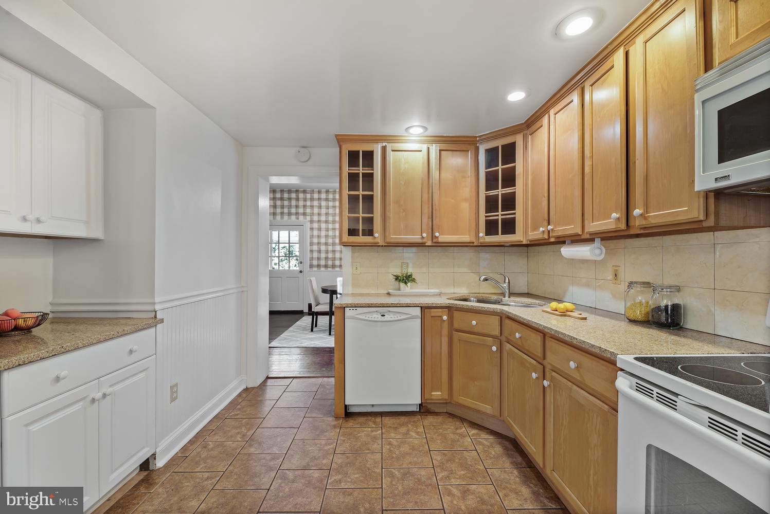 21416 Laytonsville Road Gaithersburg, MD 20882 - Photo 14 of 48