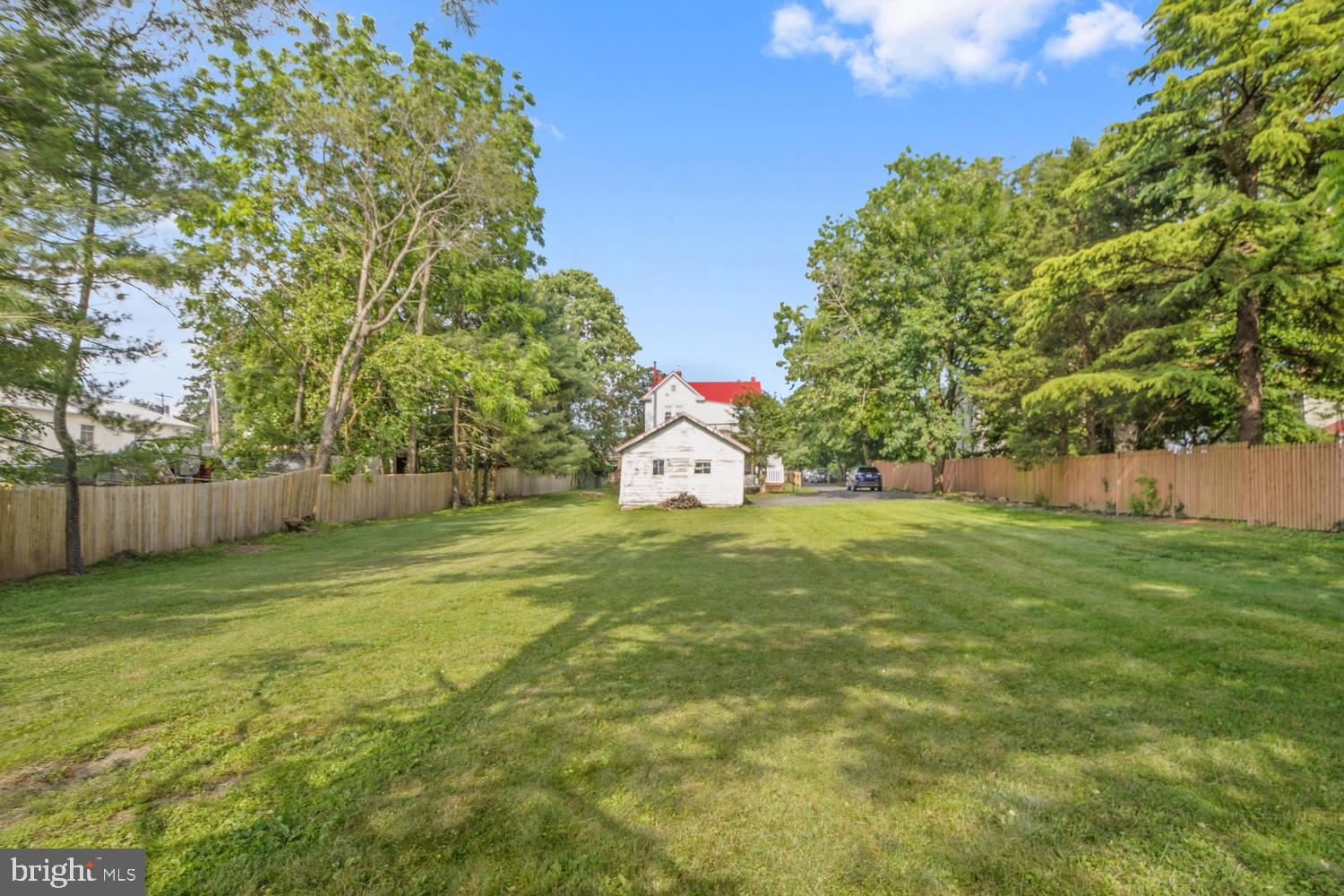 21416 Laytonsville Road Gaithersburg, MD 20882 - Photo 48 of 48 Exterior Rear
