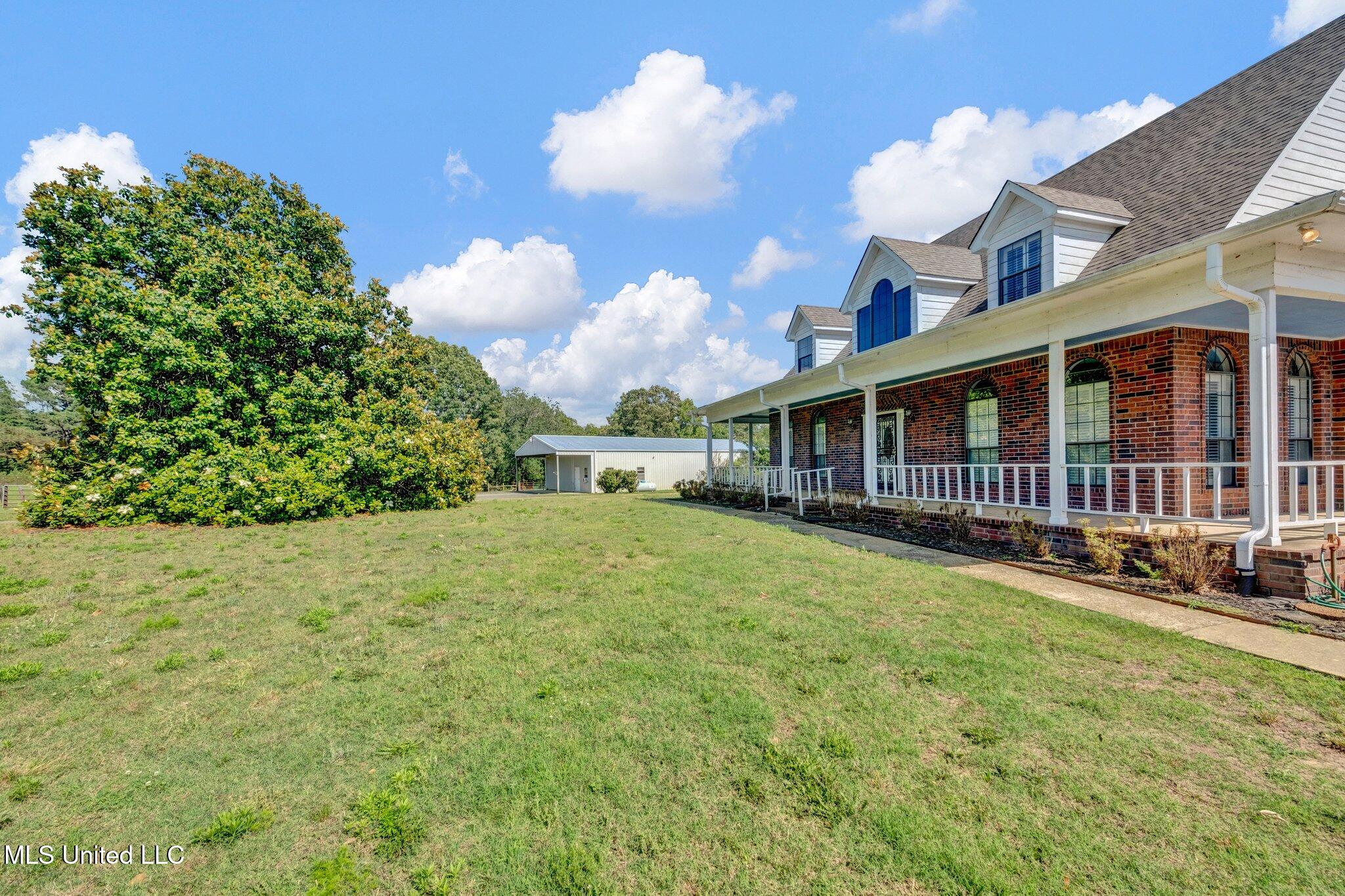 3260 Peyton Road Coldwater, MS 38618 - Photo 3 of 84 66-web-or-mls-DSCF3219