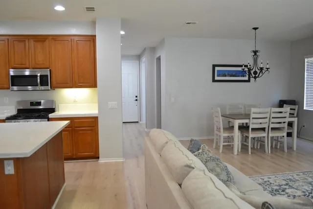 $689,000 | 34592 Wintersweet Lane, Winchester, CA 92596