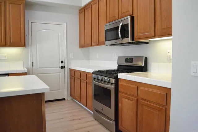 $689,000 | 34592 Wintersweet Lane, Winchester, CA 92596