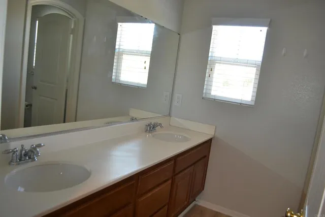 $689,000 | 34592 Wintersweet Lane, Winchester, CA 92596