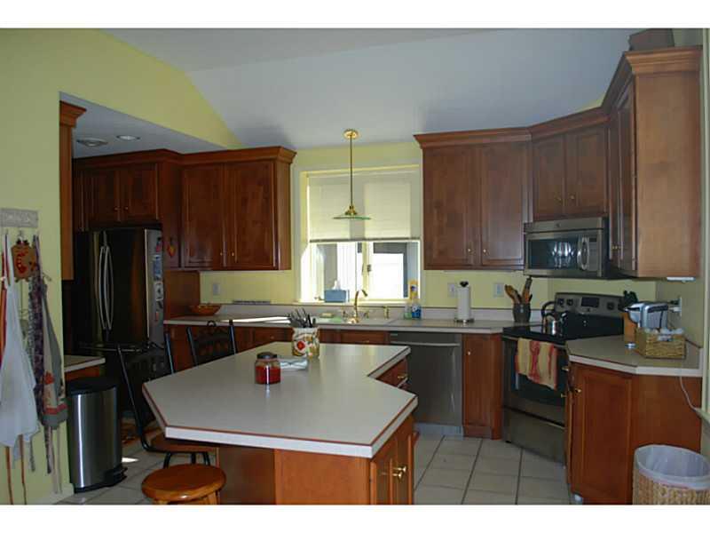 4 McDowell Road Ligonier, PA 15658 - Photo 11 of 25 Kitchen.