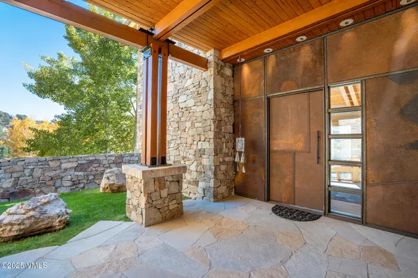 $9,000,000 | 664 Beard Creek Trail, Edwards, CO 81632