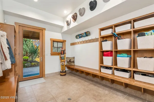 $9,000,000 | 664 Beard Creek Trail, Edwards, CO 81632