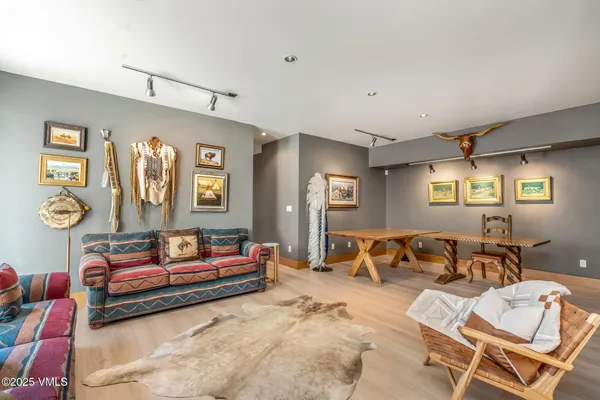 $9,000,000 | 664 Beard Creek Trail, Edwards, CO 81632