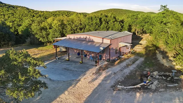$2,100,000 | 18668 Bandera Road, Helotes, TX 78023