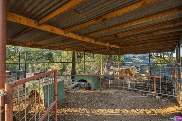 $2,100,000 | 18668 Bandera Road, Helotes, TX 78023