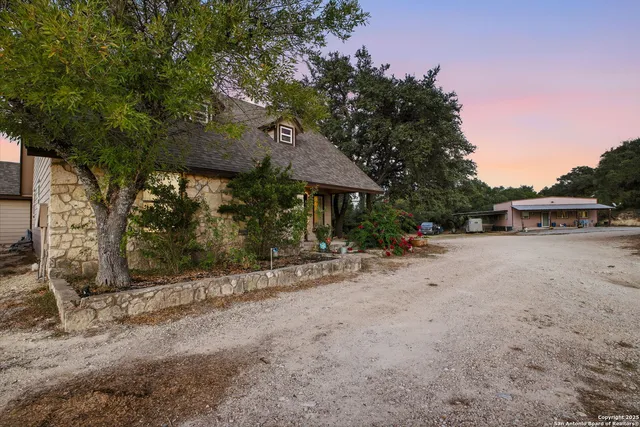 $2,100,000 | 18668 Bandera Road, Helotes, TX 78023