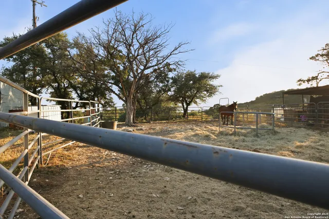 $2,095,000 | 18668 Bandera Road, Helotes, TX 78023