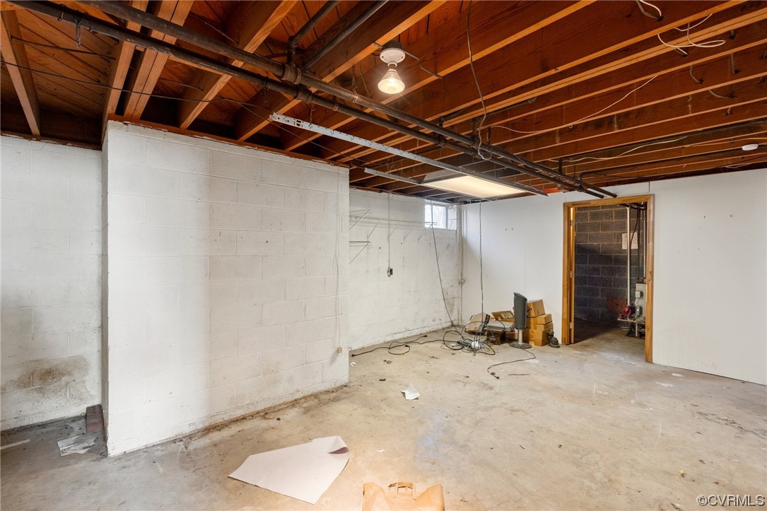 406 Riverside Avenue Hopewell, VA 23860 - Photo 32 of 38 a view of room with wooden walls