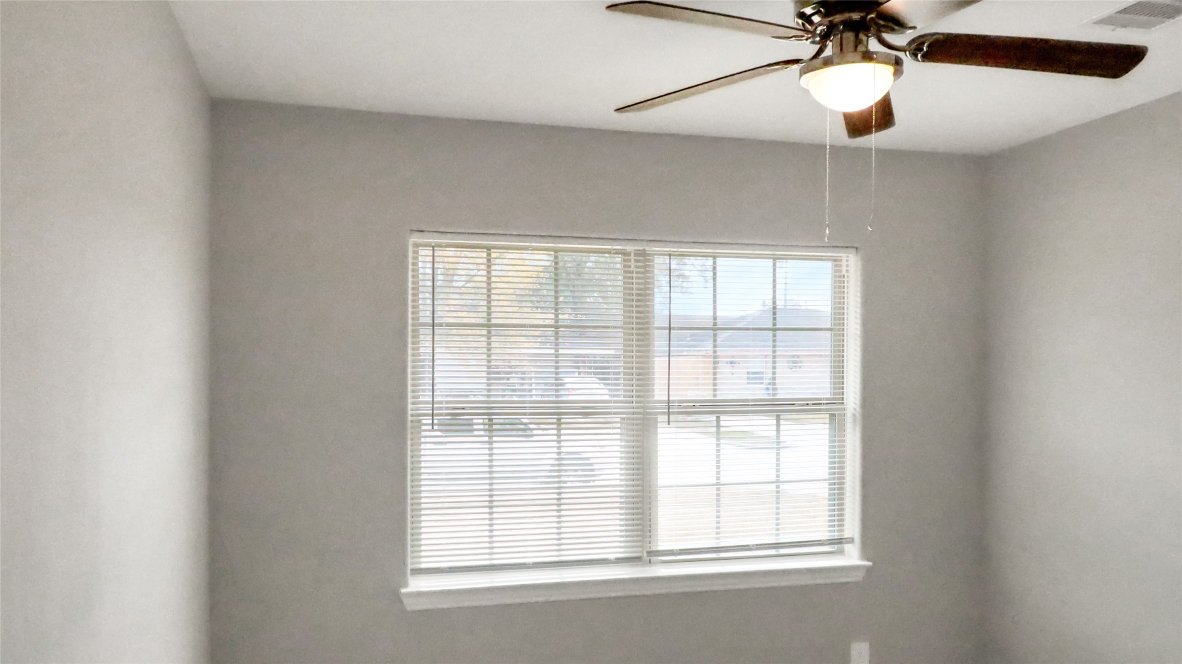 5739 Turtle Creek Road Houston, TX 77017 - Photo 13 of 27 Bedroom #2