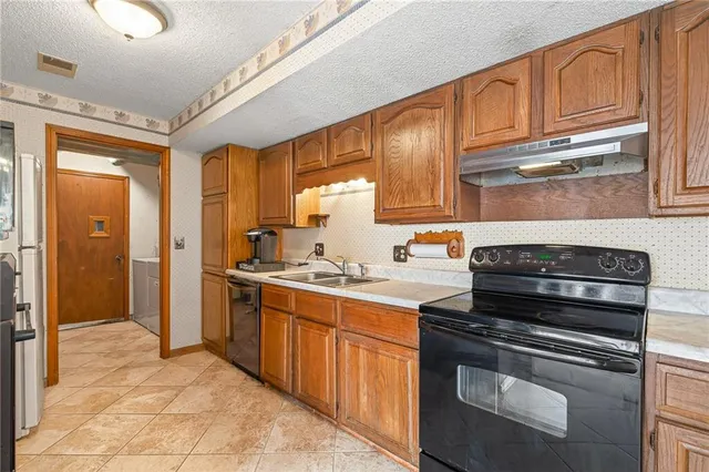 $449,000 | 16404 Covey Lane, Bonner Springs, KS 66012