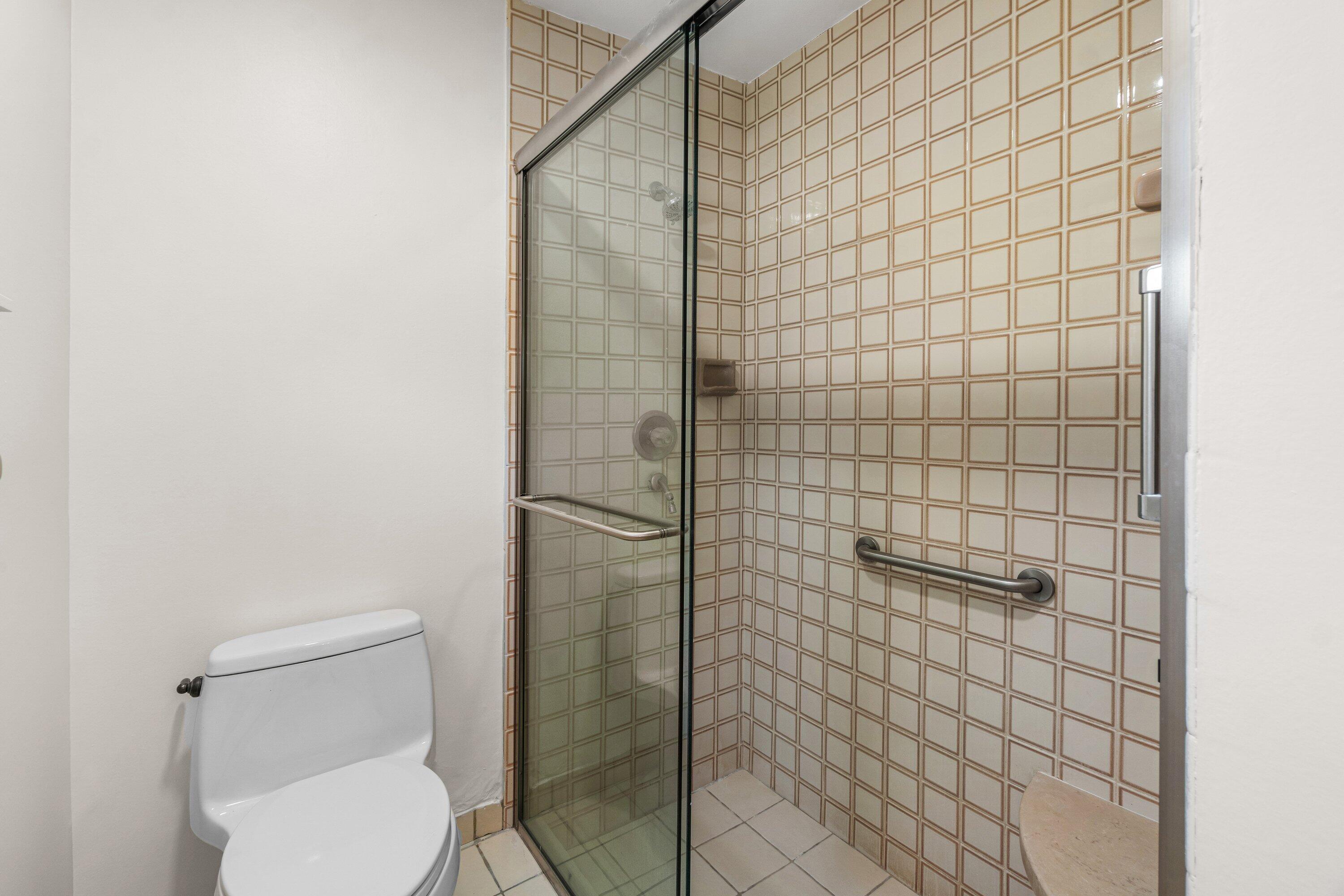 1051 Southwest 21st Street Boca Raton, FL 33486 - Photo 32 of 43 036-1051Southwest21stStreet-BocaRaton-FL