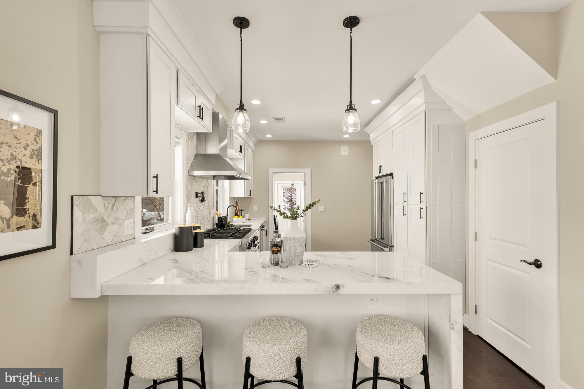 6519 Piney Branch Road Northwest Washington, DC 20012 - Photo 8 of 46