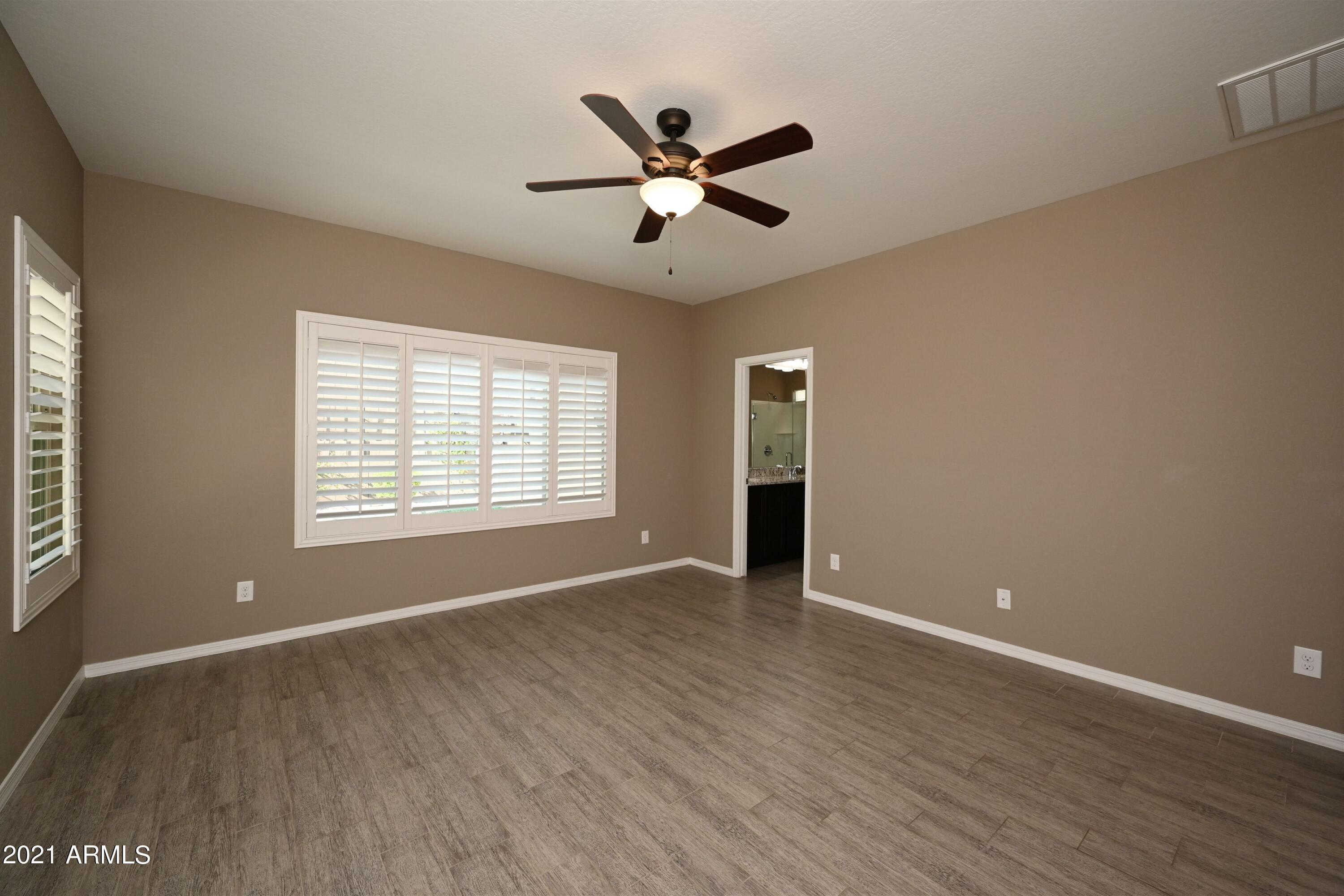 2624 West Rabjohn Road Phoenix, AZ 85085 - Photo 13 of 29 feureisen-master bedroom