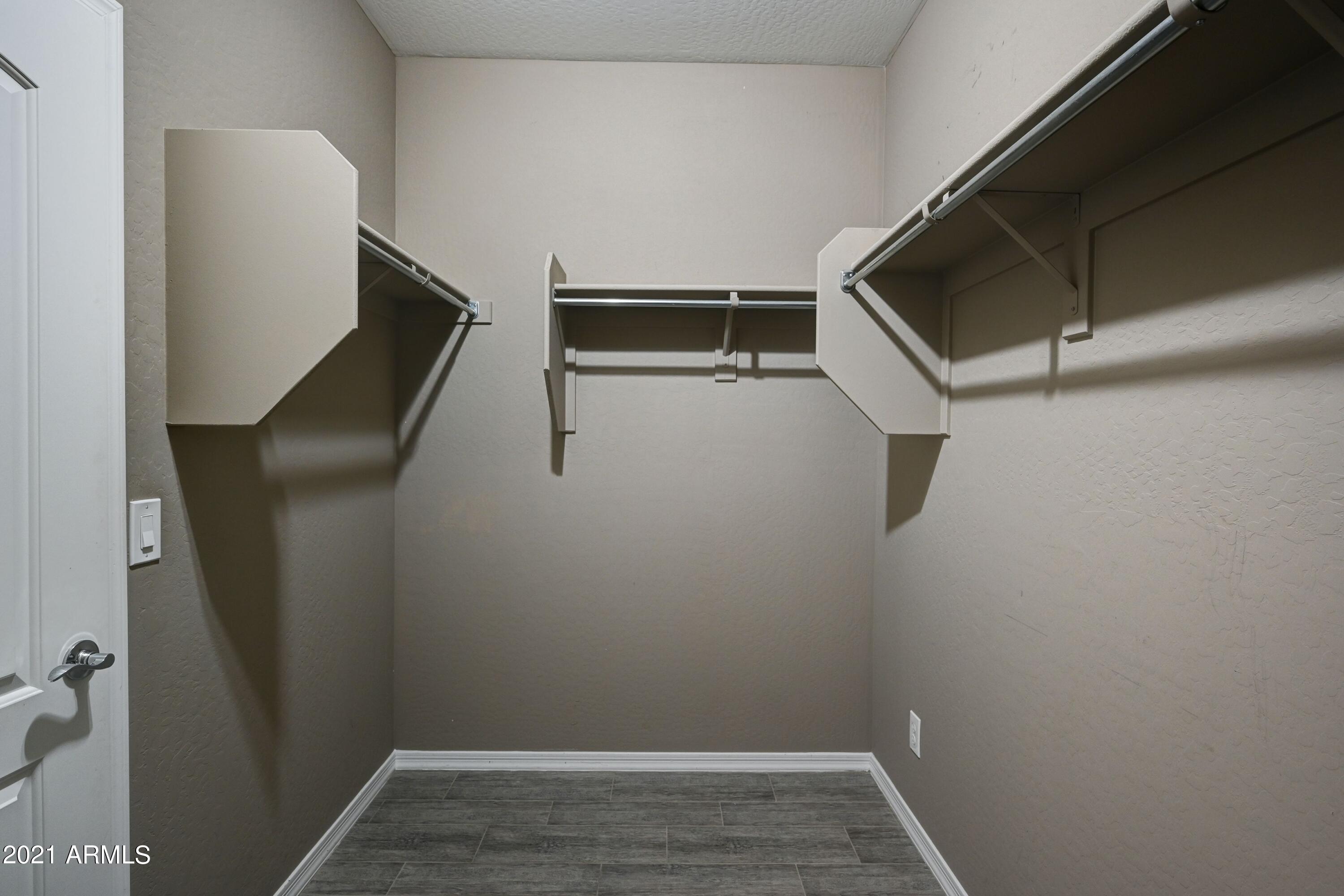 2624 West Rabjohn Road Phoenix, AZ 85085 - Photo 17 of 29 feureisen-master closet