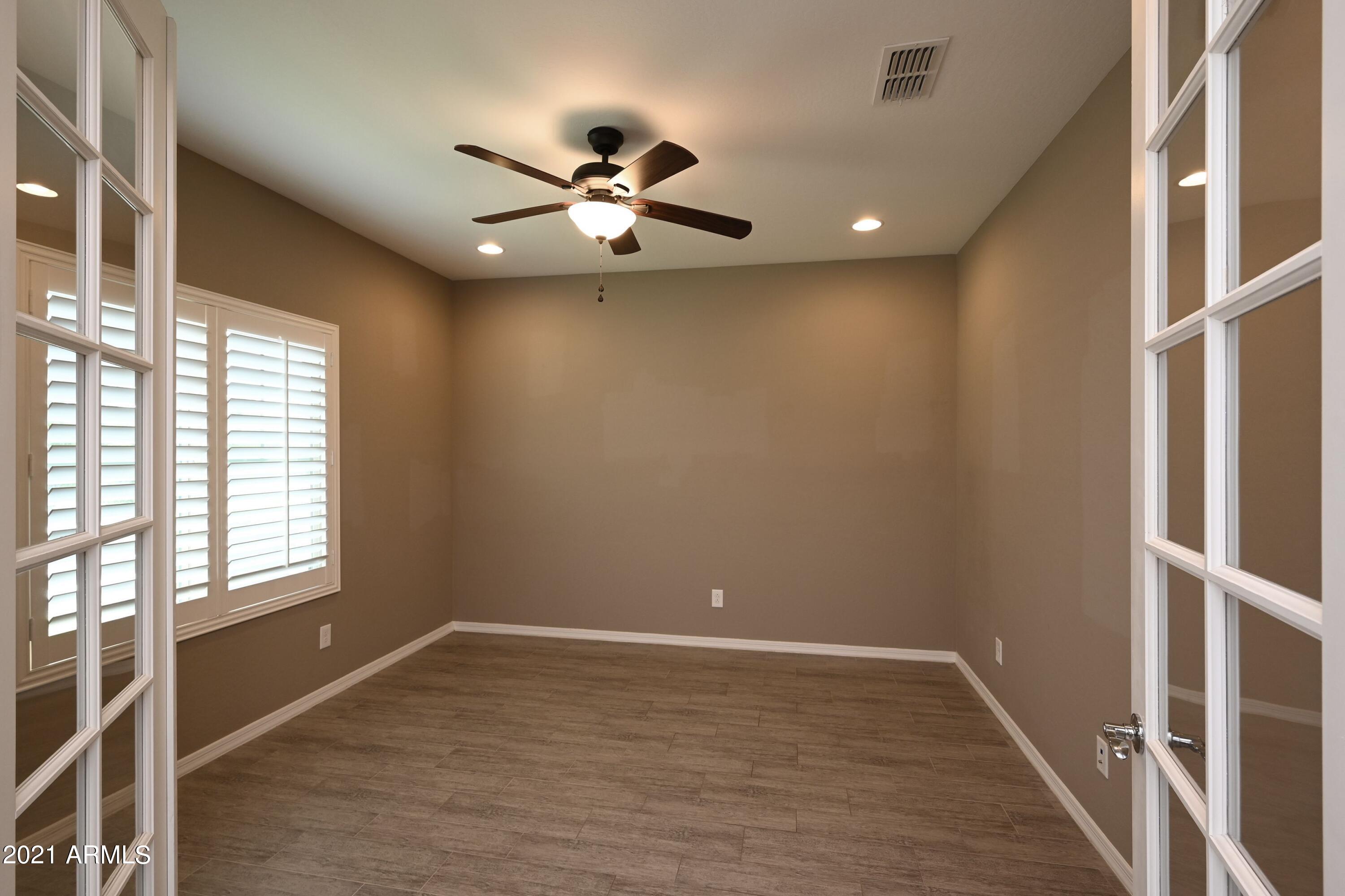 2624 West Rabjohn Road Phoenix, AZ 85085 - Photo 18 of 29 feureisen-office