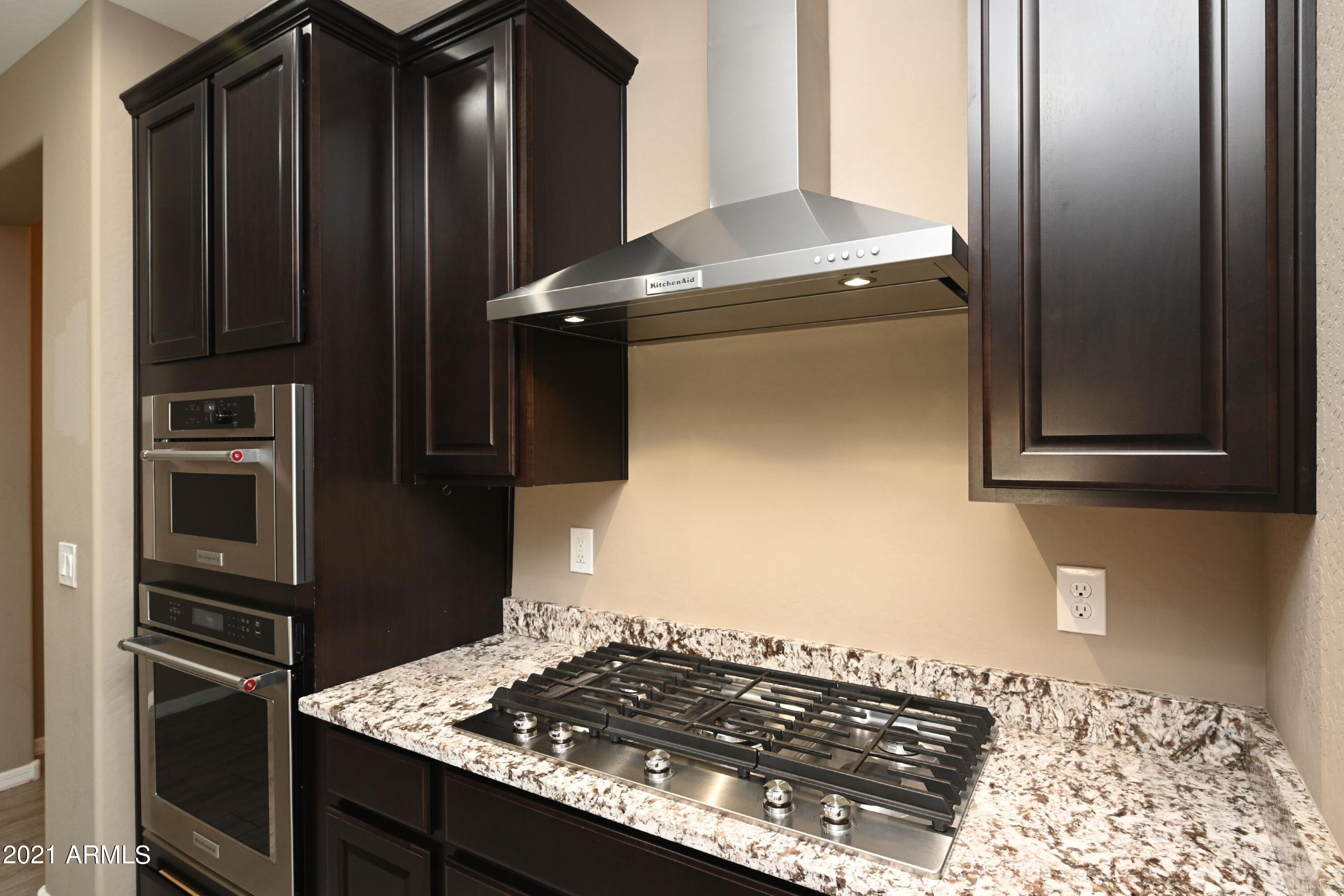 2624 West Rabjohn Road Phoenix, AZ 85085 - Photo 5 of 29 feureisen-cooktop