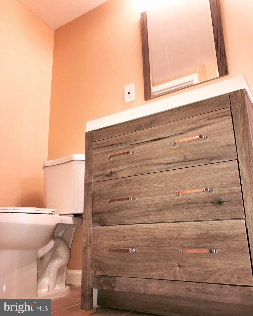 11803 Dewey Road Silver Spring, MD 20906 - Photo 14 of 23 Bath