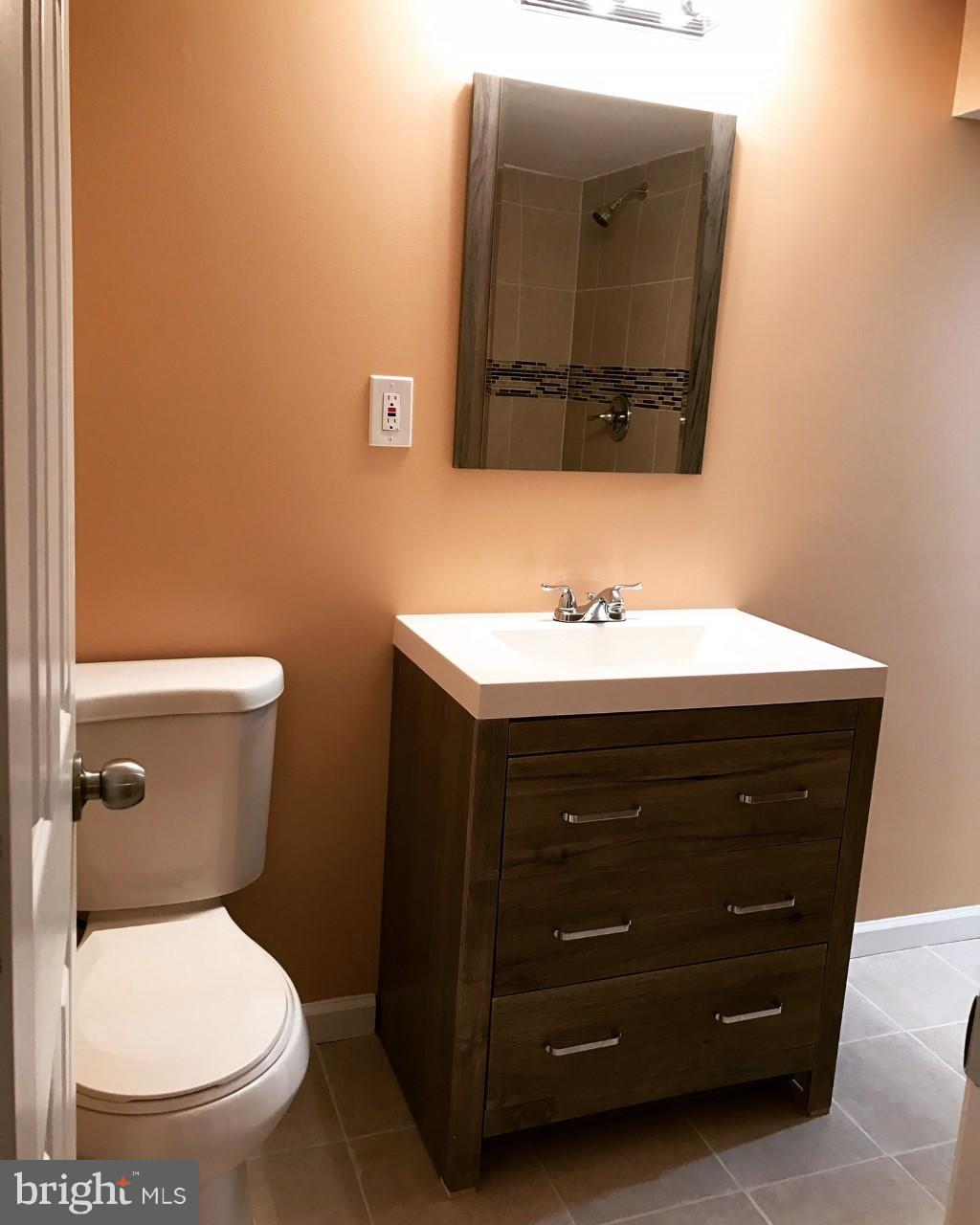 11803 Dewey Road Silver Spring, MD 20906 - Photo 15 of 23 Bath