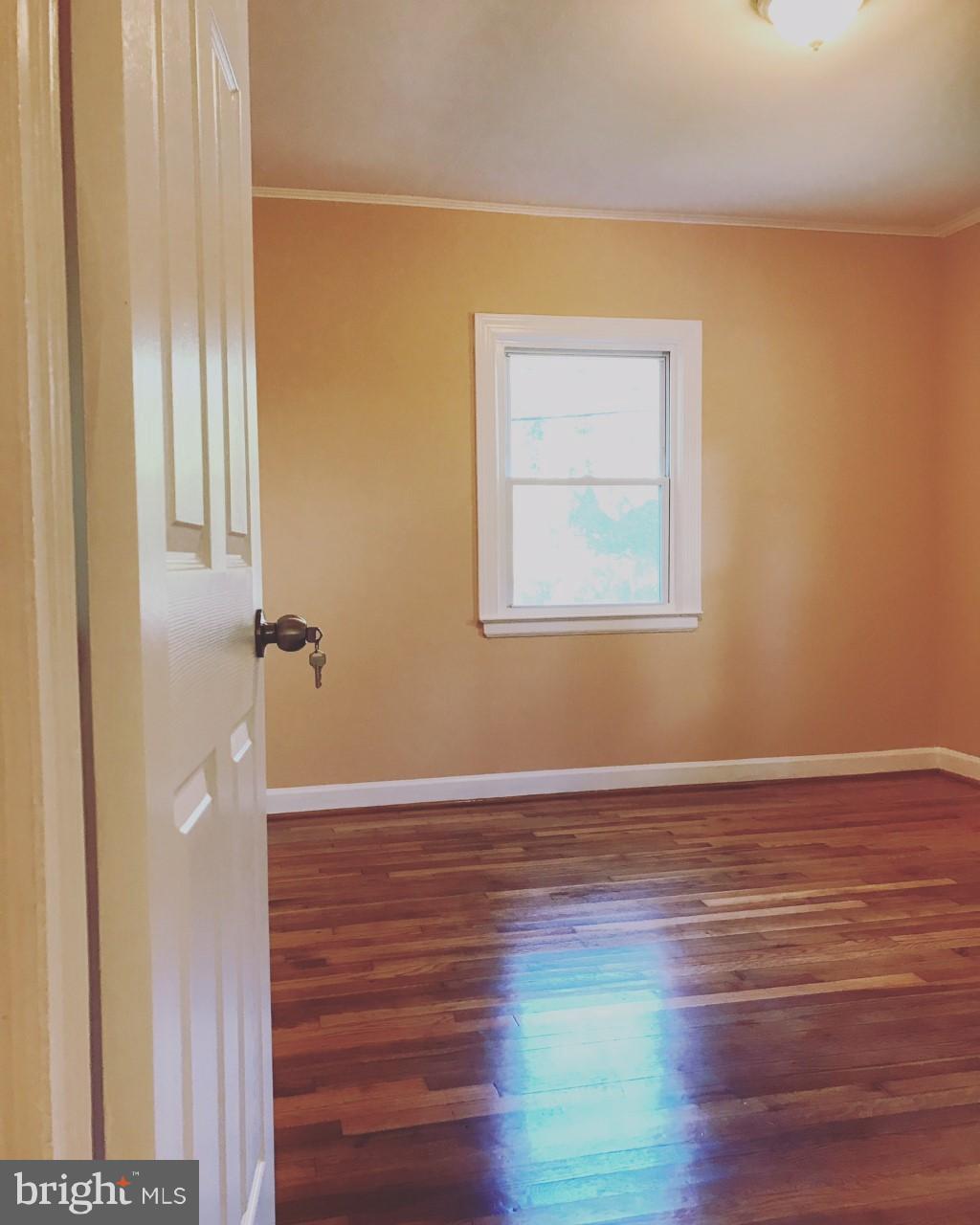 11803 Dewey Road Silver Spring, MD 20906 - Photo 21 of 23 Bedroom