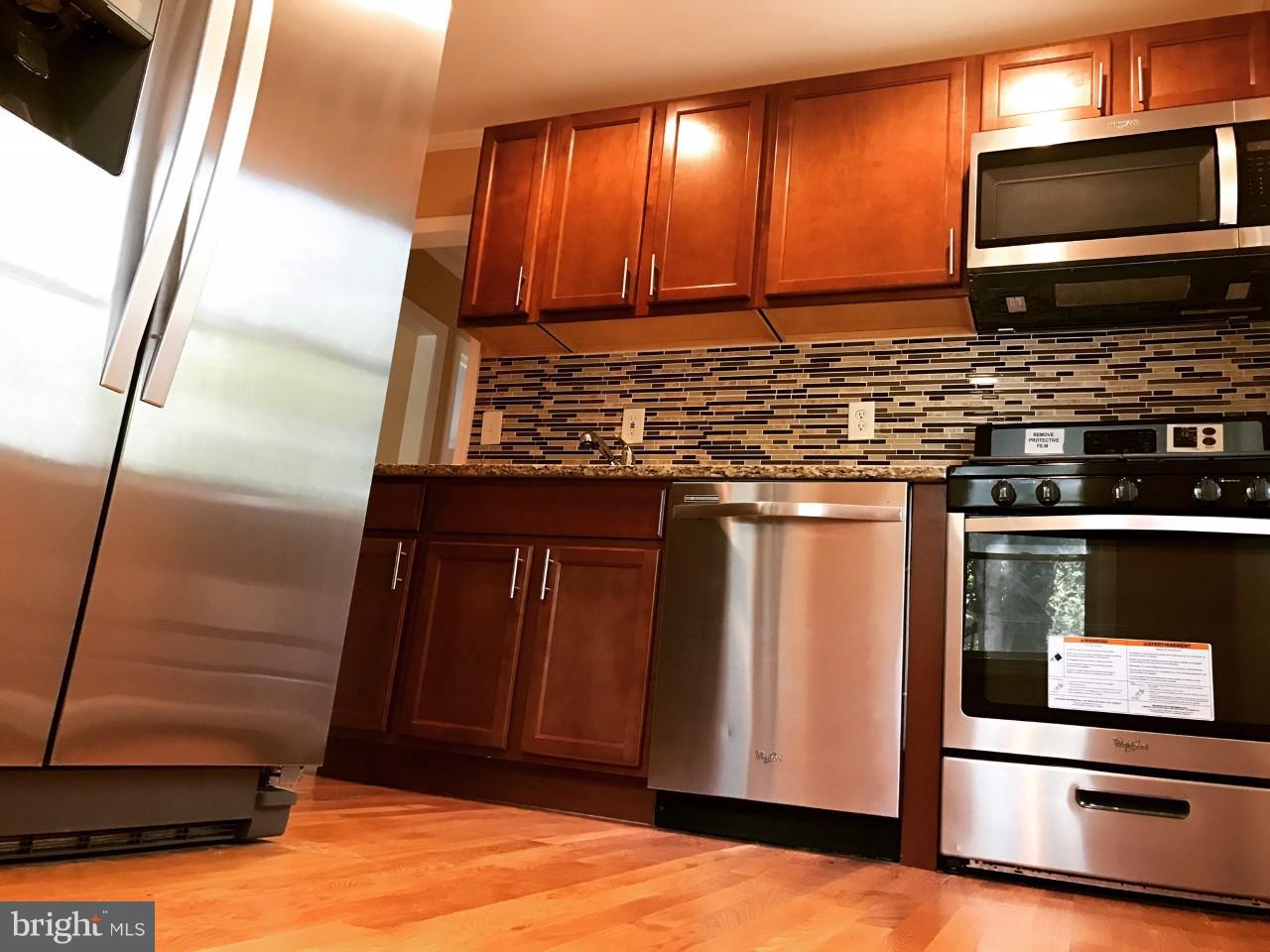 11803 Dewey Road Silver Spring, MD 20906 - Photo 6 of 23 Kitchen