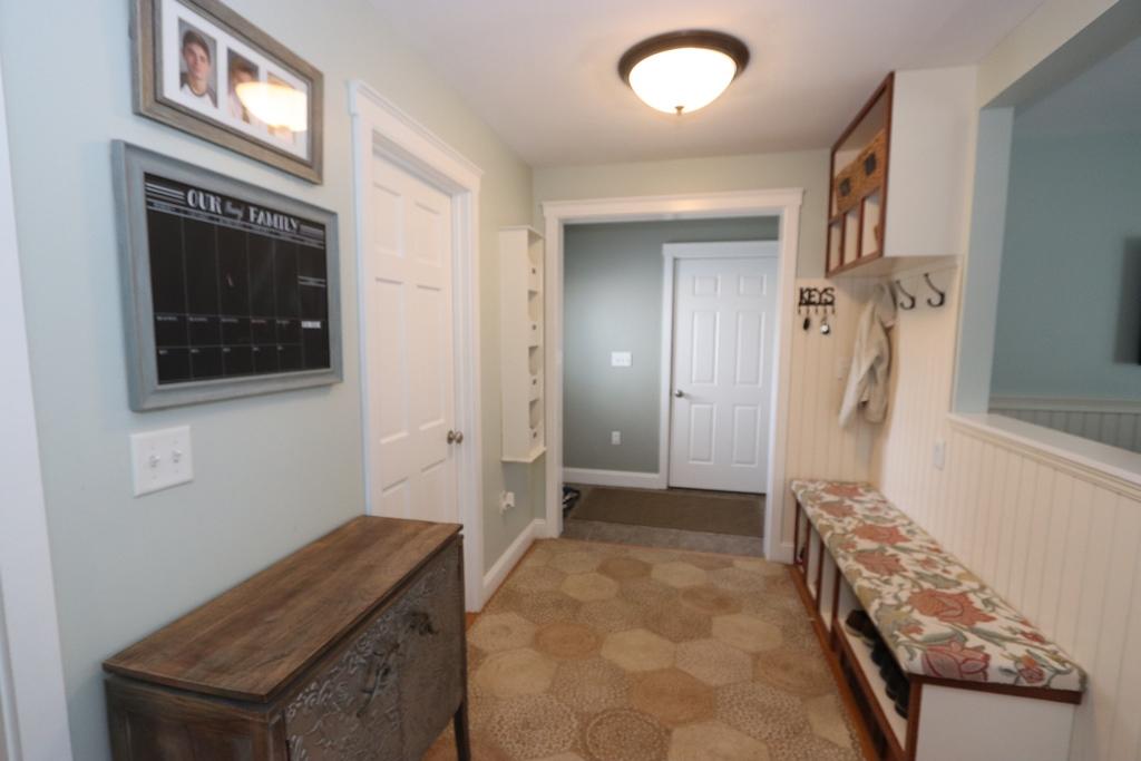 21 Silver Ridge Road Bangor, ME 04401 - Photo 8 of 34 13