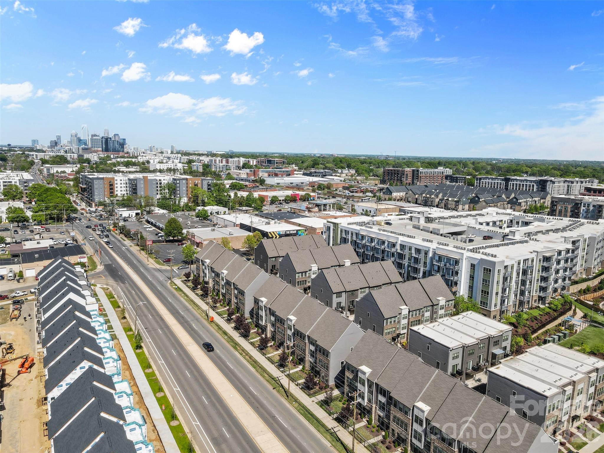 3645 South Tryon Street Charlotte, NC 28217 - Photo 44 of 45 a view of a city