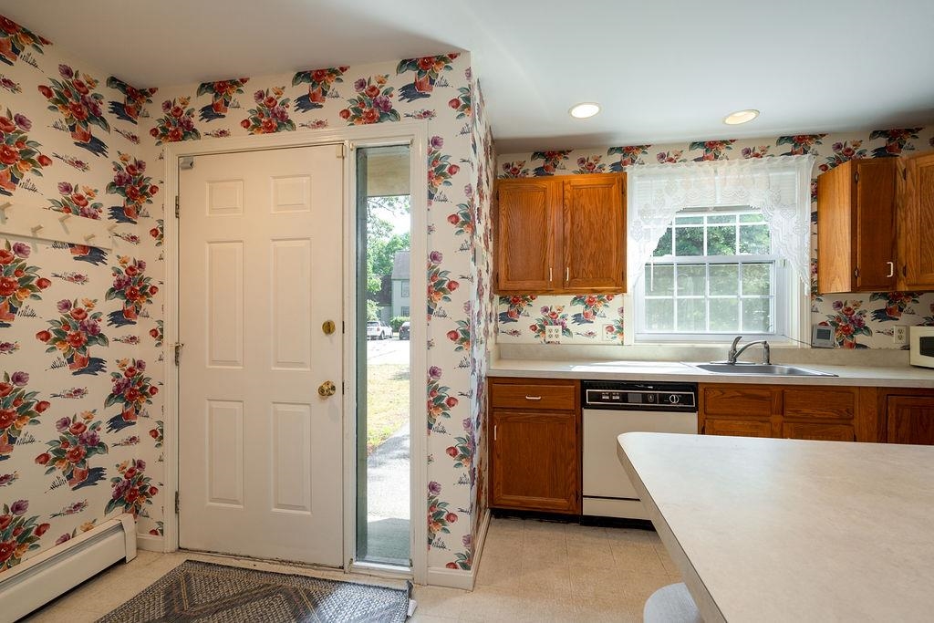 1465 Hooksett Road, Unit 310 Hooksett, NH 03106 - Photo 8 of 33 Gallery Image 8