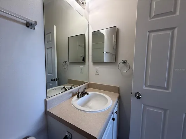 $2,000 | 5721 Bentgrass Drive, Unit 20202, Sarasota, FL 34235