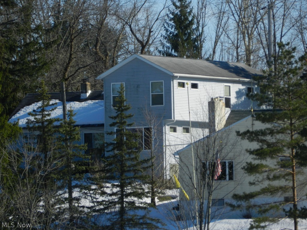 12150 Springview Drive Burton, OH 44021 - Photo 1 of 7 Gallery Image 1