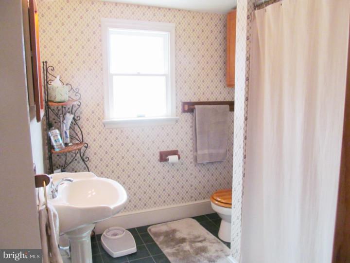 2925 Eagleville Road Eagleville, PA 19403 - Photo 17 of 25 Master Bathroom