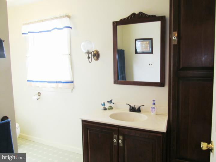 2925 Eagleville Road Eagleville, PA 19403 - Photo 20 of 25 Bathroom