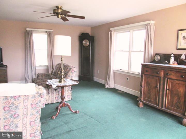 2925 Eagleville Road Eagleville, PA 19403 - Photo 7 of 25 Living Room