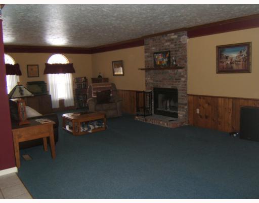 540 Center New Texas Road Plum, PA 15239 - Photo 7 of 18 Den/Family/Great Room. Hop on over to the spacious family room. Equipped with a wood burning fireplace, crown mold, wood trim, and audio wiring. More than enough room to relax!