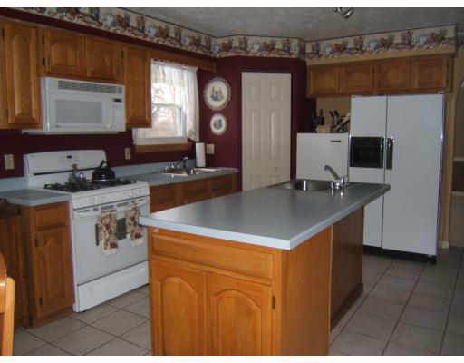 540 Center New Texas Road Plum, PA 15239 - Photo 8 of 18 Kitchen. Nice Kitchen - equipped with a double pantry, build in desk, and the laundry is just steps away. Very tastefully decorated!