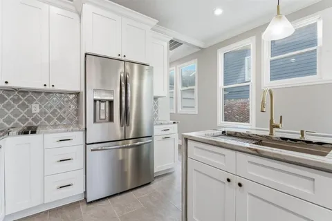 $524,500 | 329 Wilson Avenue, Lake Charles, LA 70601