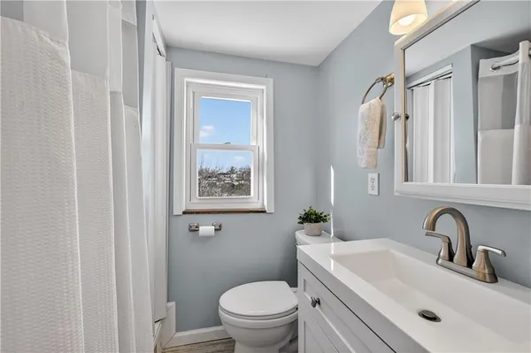 $320,000 | 19 Locust Lane, Upper St. Clair, PA 15241