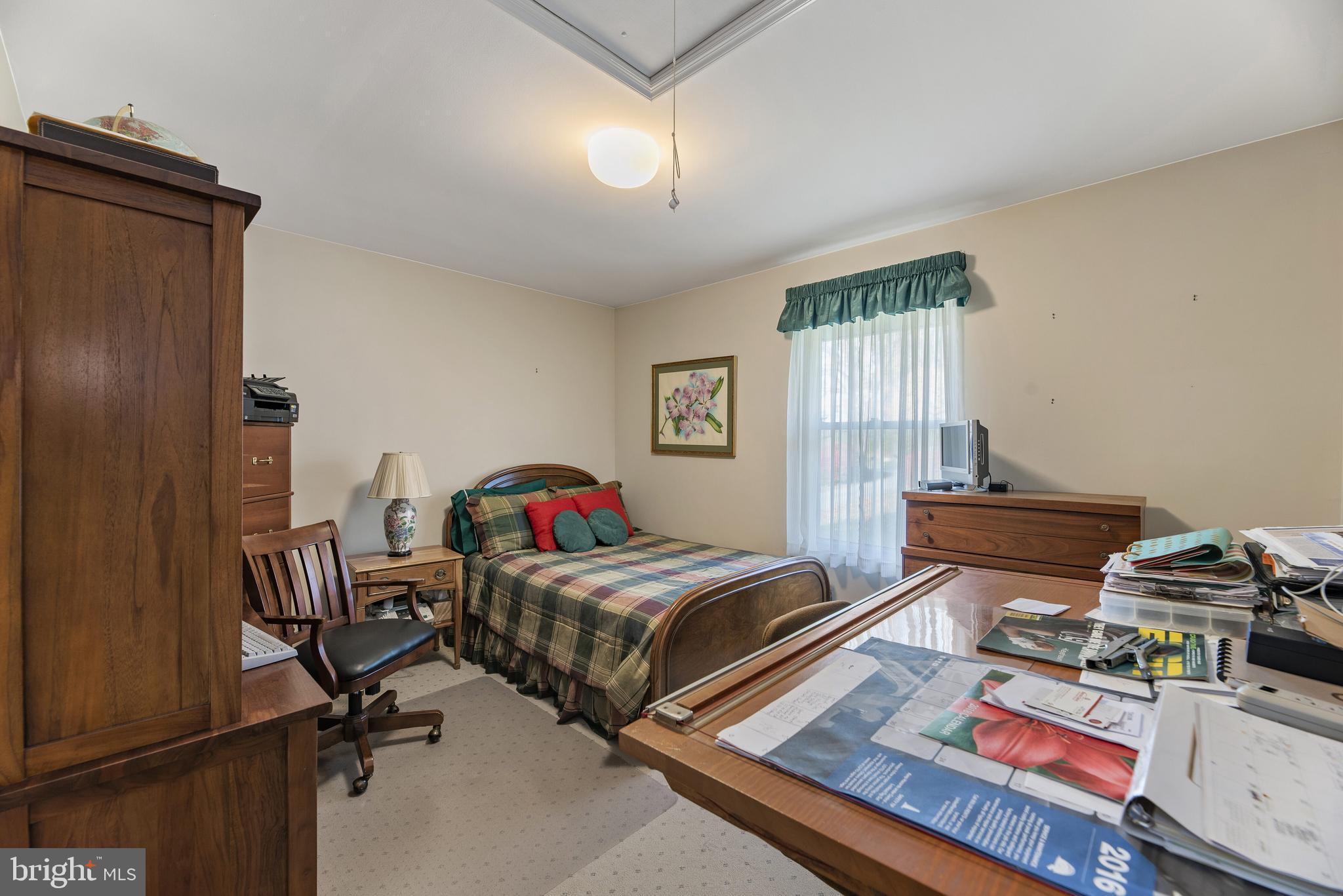 4930 Damascus Road Gaithersburg, MD 20882 - Photo 23 of 52 Bedroom 2