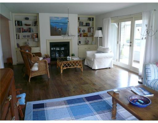 239 Sea Road, Unit 19 Kennebunk, ME 04043 - Photo 4 of 19 Den/Family/Great Room.