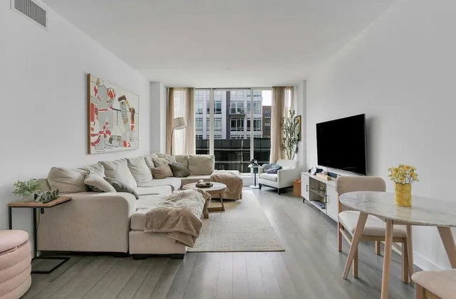 $988,000 | 1200 Ave At Port Imperial, Unit 519, Weehawken, NJ 07086