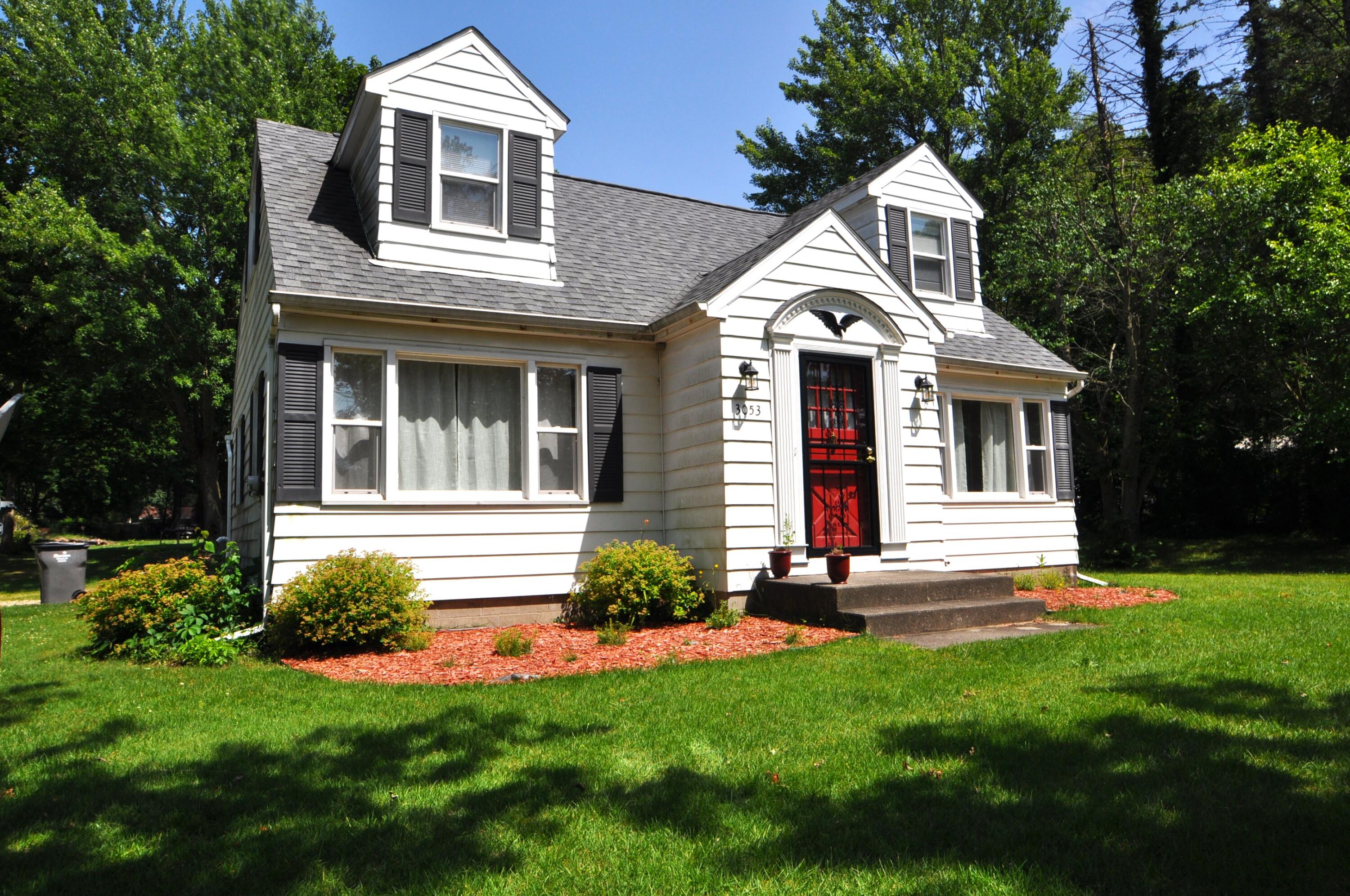 3053 South 3rd Street Niles, MI 49120 - Photo 1 of 26 DSC_6853